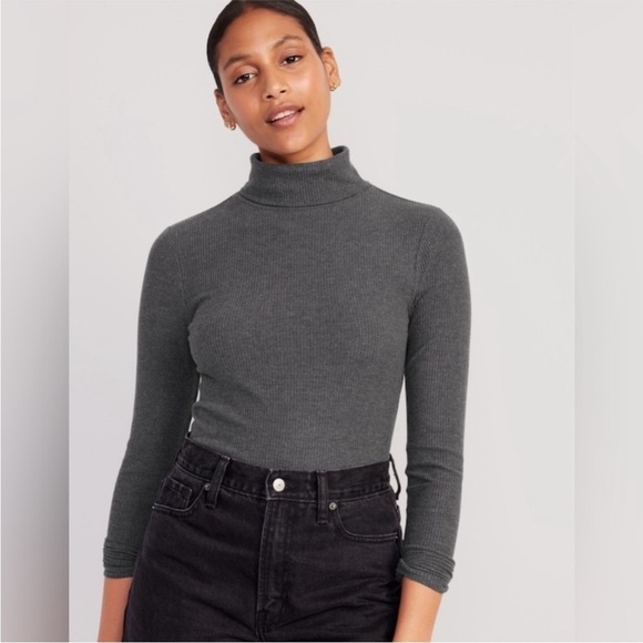 NWT! Dark Grey Fitted Plush Rib-Knit Turtleneck for Women - Size 2X - Picture 1 of 3